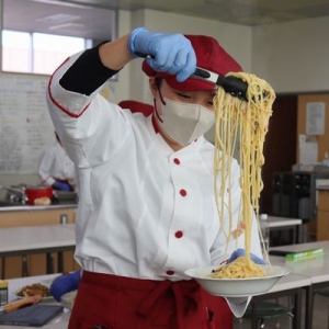 「パスタ+主菜+副菜」で何をつくろう?【生活文化コース3年】…(11/7)