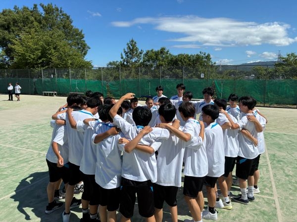 1年生が学年レク(ドッジボール大会)を行いました(5/29)