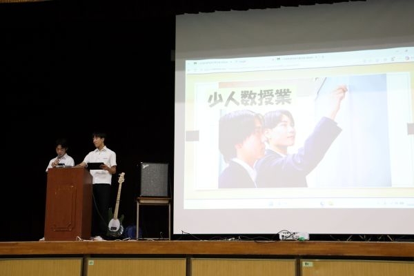 中学生・保護者様対象の「学校見学会」を開催しました(7/4)