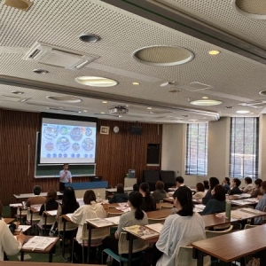 第4回 保護者進路研修会(就職&進学)を開催しました(7/11)