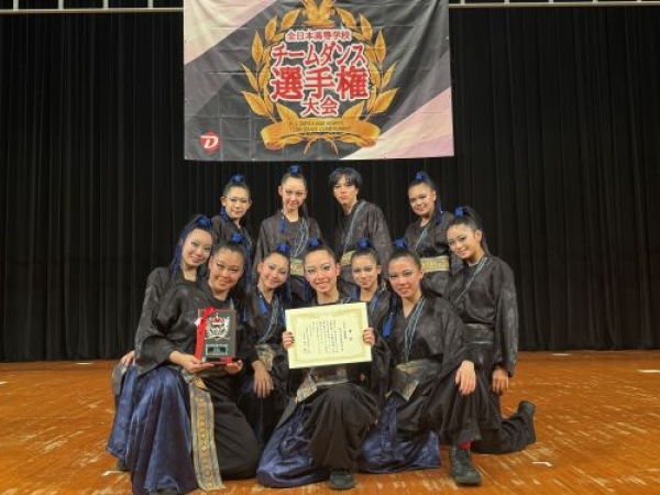 「全日本高等学校チームダンス選手権 中部大会」の小編成の部で2位、大編成の部で3位入賞。2部門とも全国大会出場決定!【ダンス部】(7/19)