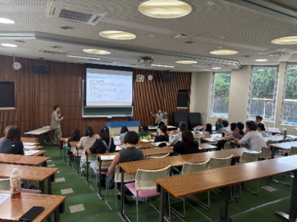 第5回 保護者向け進路研修会を開催しました(10/24)